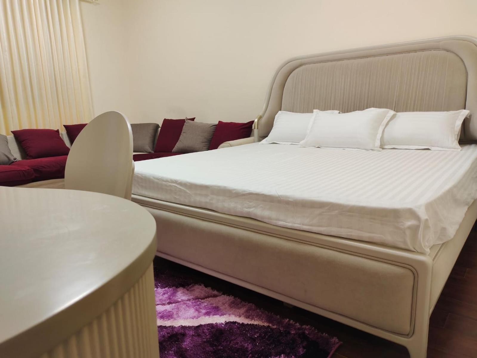 Arnim Suite - 3 Bedrooms Apartment Sharjah Exterior foto